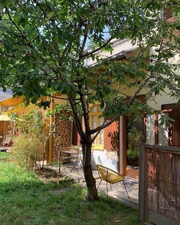 Charmant Appartement Sur Cour, Le Cerisier Bagneres-de-Bigorre Ngoại thất bức ảnh