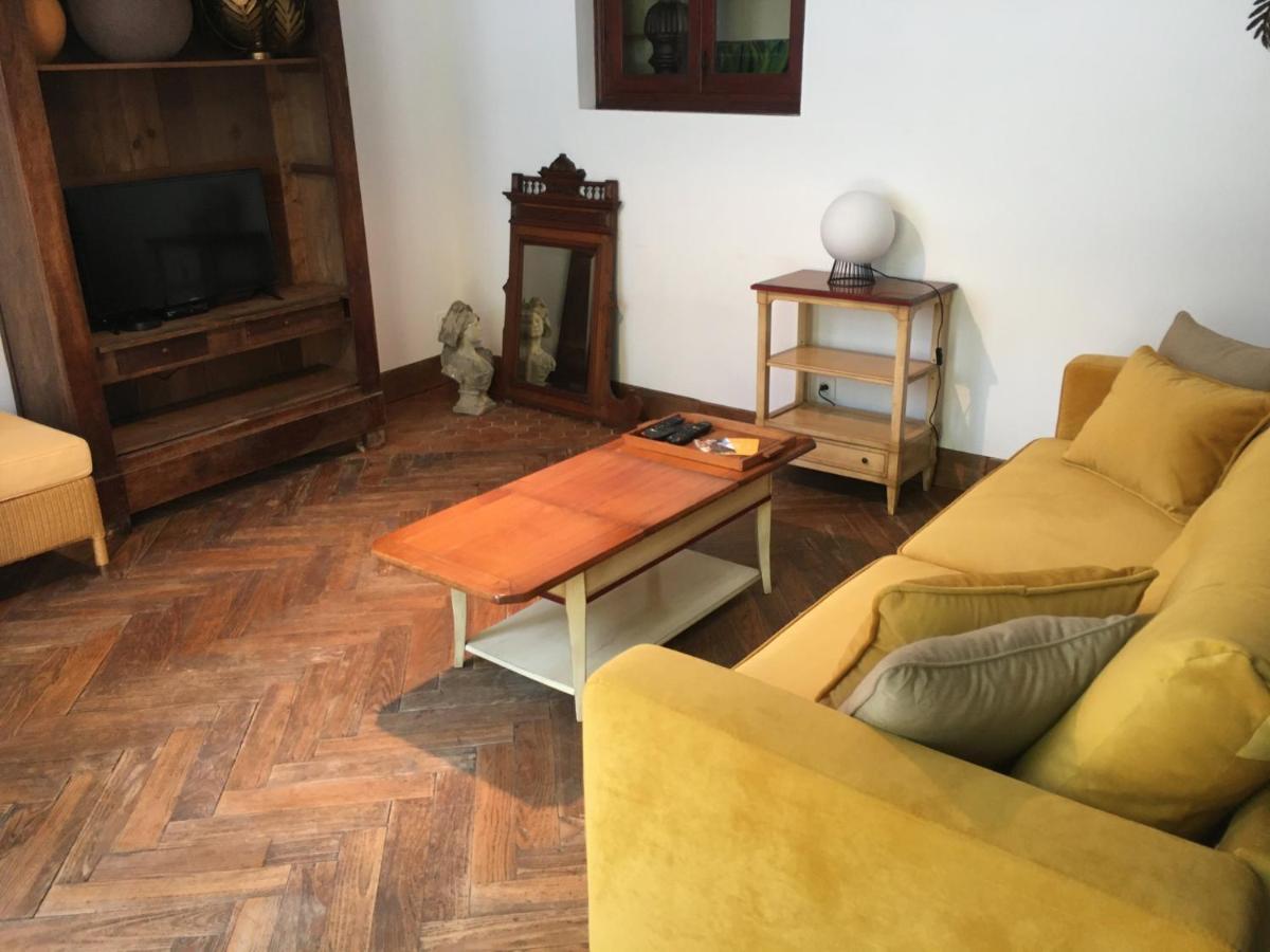 Charmant Appartement Sur Cour, Le Cerisier Bagneres-de-Bigorre Ngoại thất bức ảnh