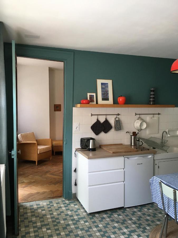 Charmant Appartement Sur Cour, Le Cerisier Bagneres-de-Bigorre Ngoại thất bức ảnh